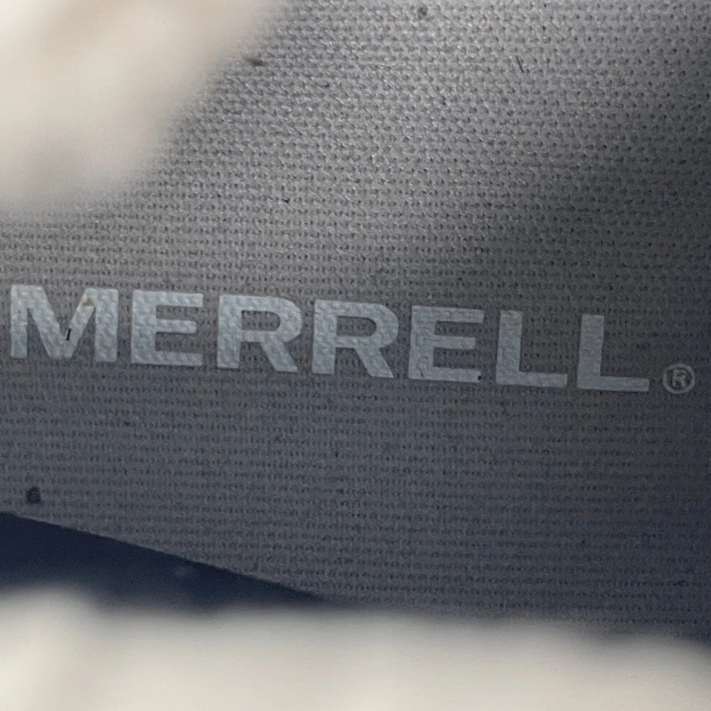 Merrell Women's Waterproof Winter Boots Insulated Vibram Burgundy‎ Size 6